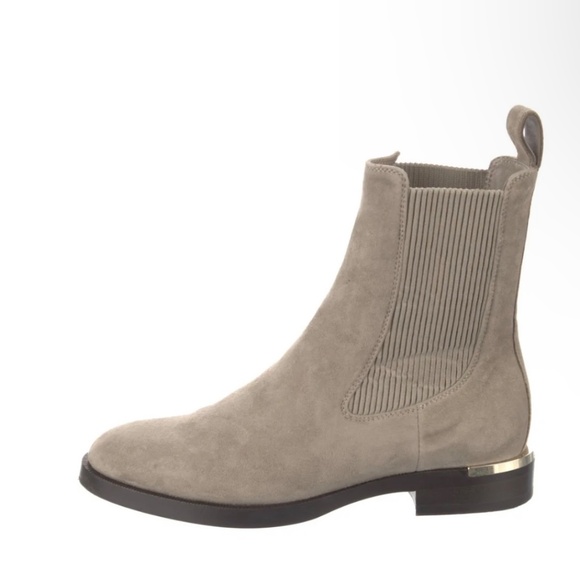 Jimmy Choo Thessaly boot - Picture 2 of 13